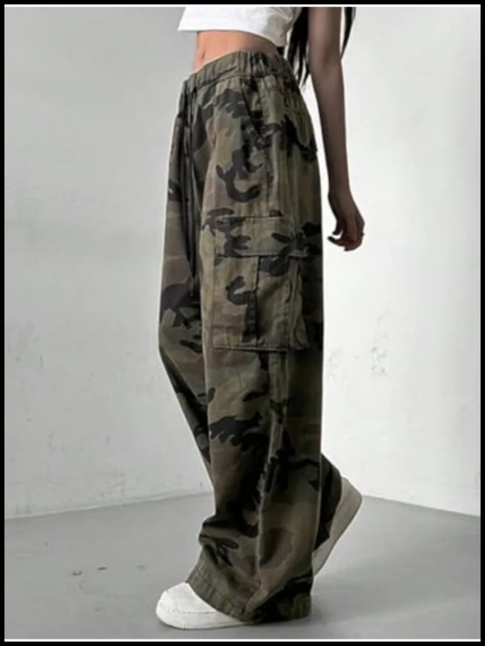 Wide Leg Elastic Waist Cargo Pants with Pockets, Streetwear - Picture 2 of 4